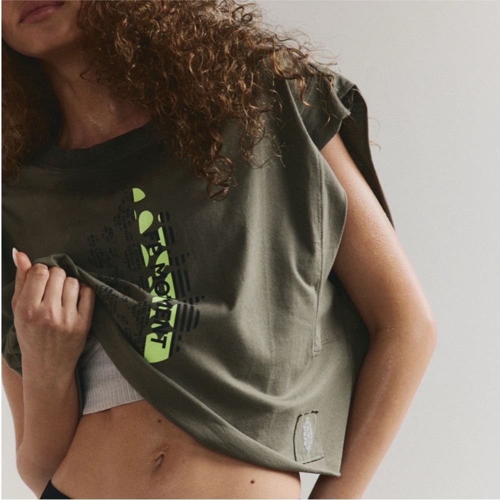 NWOT Free People Inspire Logo Tank in sage stone combo buti, S - Picture 3 of 11